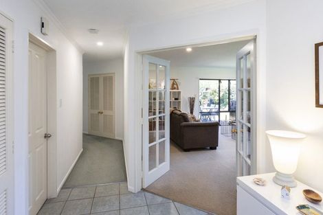 Photo of property in 6 Berkshire Drive, Avonhead, Christchurch, 8042