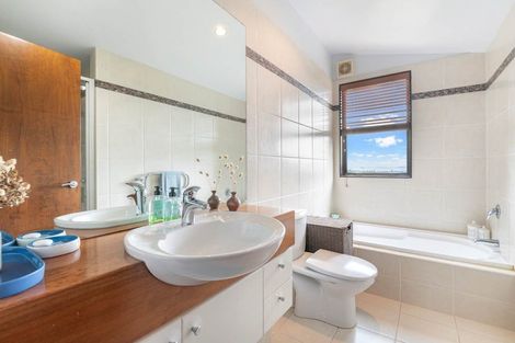 Photo of property in 51 Penguin Drive, Murrays Bay, Auckland, 0630