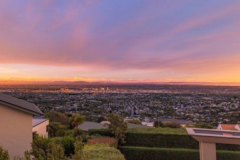 Photo of property in 12 Harry Ell Drive, Cashmere, Christchurch, 8022