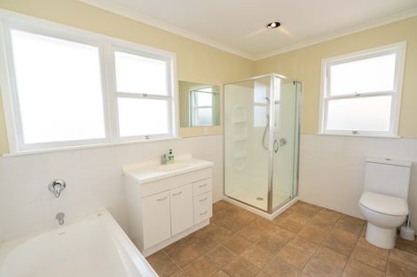 Photo of property in 8 Kulim Avenue, Otumoetai, Tauranga, 3110