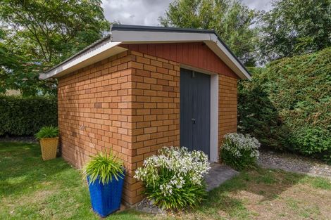 Photo of property in 17 Kenwyn Drive, Carterton, 5713