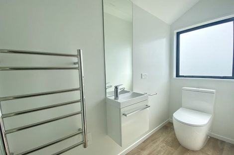 Photo of property in 13 Wheatsheaf Lane, Heathcote Valley, Christchurch, 8022