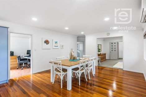 Photo of property in 4 Janome Place, Bucklands Beach, Auckland, 2014