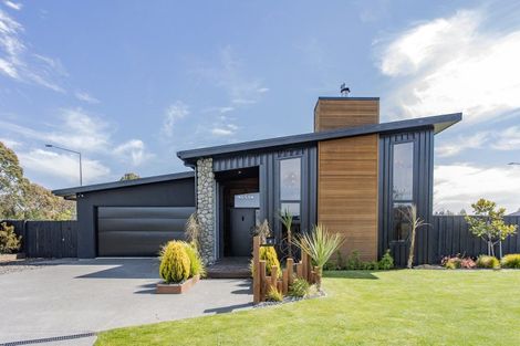 Photo of property in 4 Corriedale Lane, West Melton, 7618