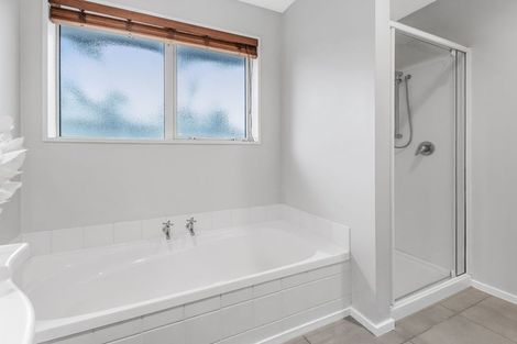 Photo of property in 3 Vasari Grange, Rolleston, 7614