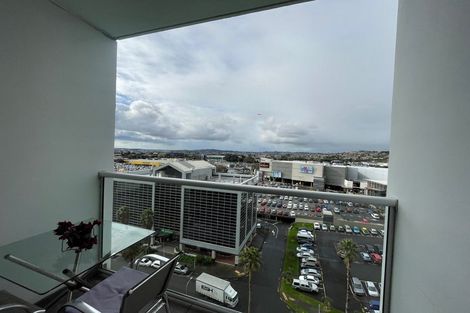 Photo of property in Proximity Apartments, 903/17 Osterley Way, Manukau, Auckland, 2104
