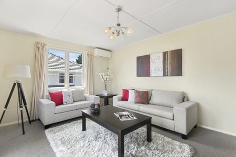 Photo of property in 196 Waddington Drive, Naenae, Lower Hutt, 5011