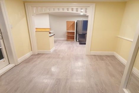 Photo of property in 87 Austin Street, Mount Victoria, Wellington, 6011