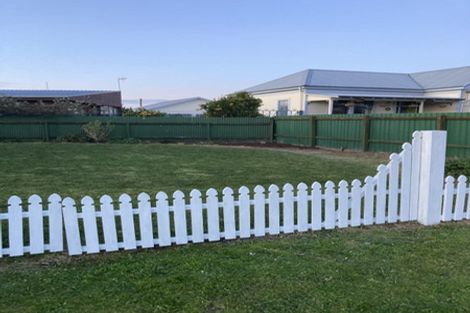 Photo of property in 2 Burness Road, Greenmeadows, Napier, 4112