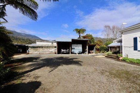 Photo of property in 406 Arapito Road, Karamea, 7893