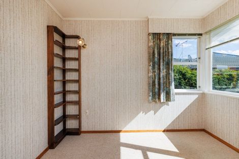 Photo of property in 4 Edwards Place, Terrace End, Palmerston North, 4410