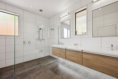 Photo of property in 28 Barling Street, Macandrew Bay, Dunedin, 9014