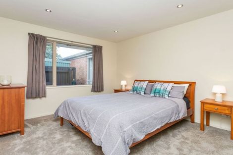 Photo of property in 21 Saltaire Street, North New Brighton, Christchurch, 8083