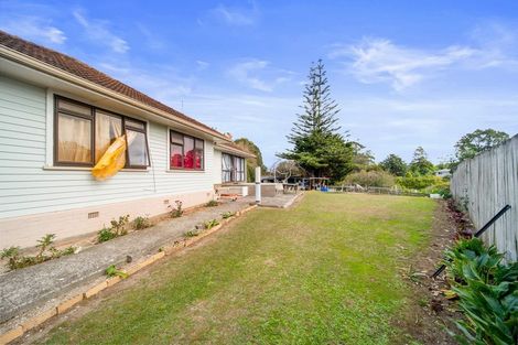 Photo of property in 12 Bolton Place, Otara, Auckland, 2023