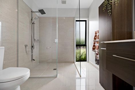 Photo of property in 4 Kinross Lane, Jacks Point, Queenstown, 9371