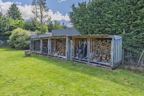 Photo of property in 5 Cross Street, Coalgate, 7673