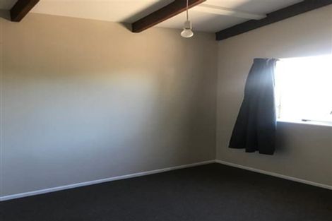 Photo of property in 40 Wynyard Crescent, Tamatea, Napier, 4112