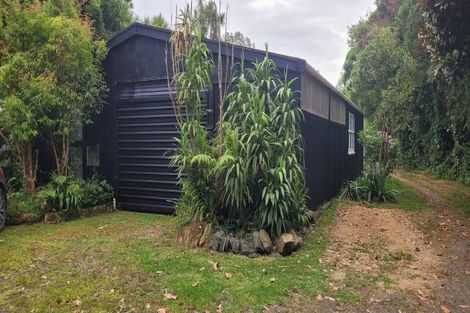 Photo of property in 305 Whananaki Road North, Opuawhanga, Hikurangi, 0181