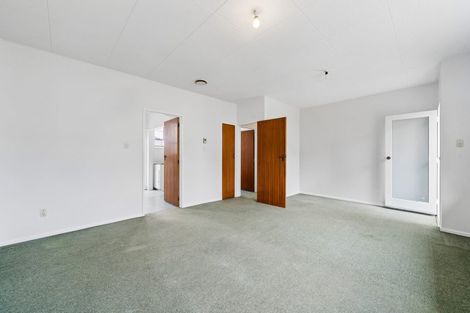 Photo of property in 2/4 Rodney Street, Waiwhetu, Lower Hutt, 5010