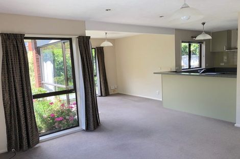 Photo of property in 21 Wadeley Road, Ilam, Christchurch, 8041