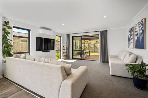 Photo of property in 12 Stingray Drive, Omokoroa, 3114