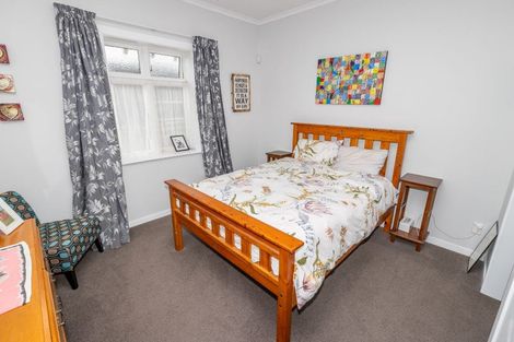 Photo of property in 190 Derwent Street, Island Bay, Wellington, 6023