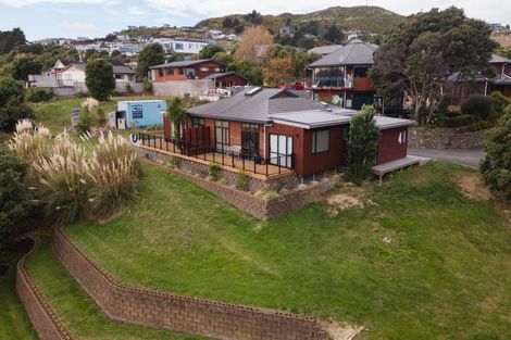 Photo of property in 8 Papakowhai Road, Papakowhai, Porirua, 5024