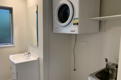 Photo of property in 12a Withers Road, Glen Eden, Auckland, 0602