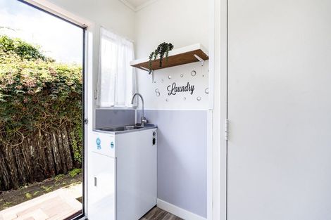 Photo of property in 5 Jensen Place, Frankleigh Park, New Plymouth, 4310