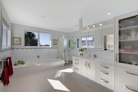 Photo of property in 25 Contour Avenue, Pyes Pa, Tauranga, 3112