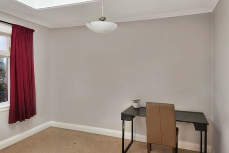 Photo of property in 10 Raymond Terrace, Fairfield, Lower Hutt, 5011