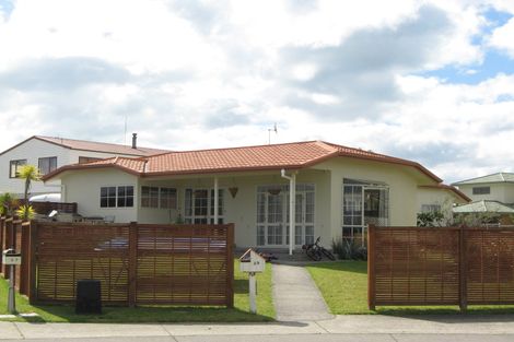 Photo of property in 39 Ohiwa Parade, Ohope, 3121