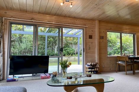 Photo of property in 108a Tauhinu Road, Miramar, Wellington, 6022