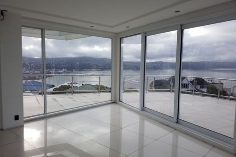 Photo of property in 11 Robieson Street, Roseneath, Wellington, 6011