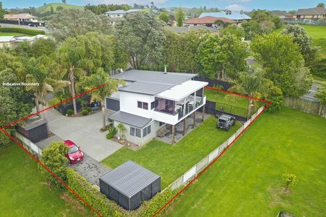 Photo of property in 1 Oceana Drive, Welcome Bay, Tauranga, 3175