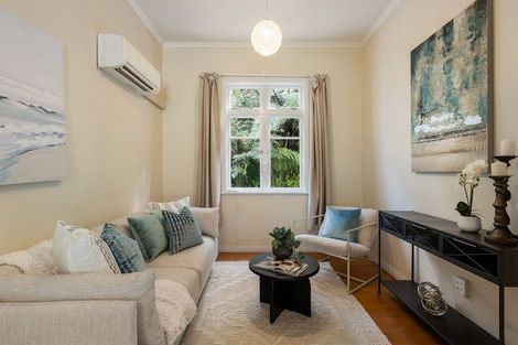 Photo of property in 94 Holloway Road, Aro Valley, Wellington, 6021