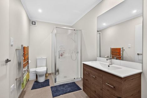 Photo of property in 20 Pukewhero Rise, Westgate, Auckland, 0614