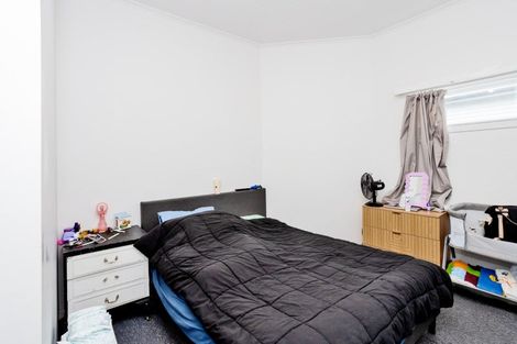 Photo of property in 8 Centre Street, Strathern, Invercargill, 9812