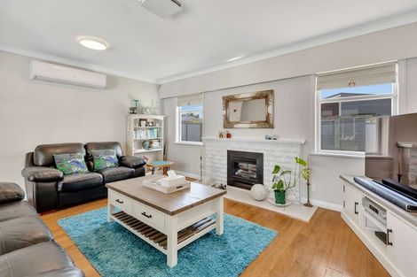 Photo of property in 62a Tutanekai Street, Paraparaumu, 5032