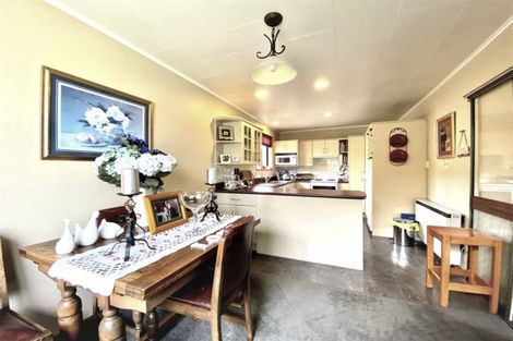 Photo of property in 24a Duncan Street, Tawa, Wellington, 5028