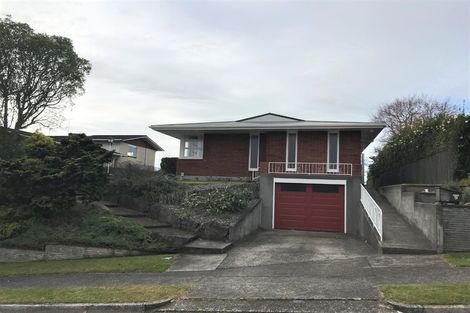 Photo of property in 9 Montana Place, Merrilands, New Plymouth, 4312