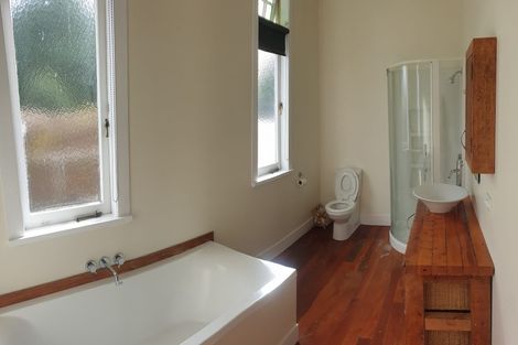 Photo of property in 2 Islington Street, Te Aroha, 3320