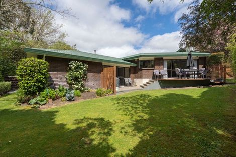 Photo of property in 28 Kentucky Way, Awapuni, Palmerston North, 4412