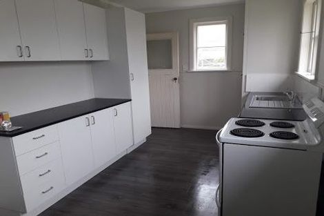 Photo of property in 354 Oxford Terrace, Avalon, Lower Hutt, 5011