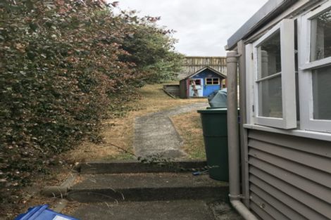 Photo of property in 47 Davidson Crescent, Tawa, Wellington, 5028