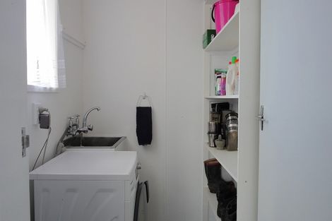 Photo of property in 25 Alexandra Street, Marton, 4710