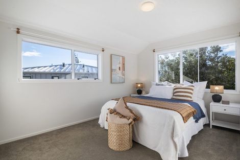 Photo of property in 2/5 Stanley Avenue, Milford, Auckland, 0620