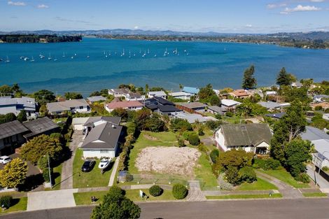 Photo of property in 37 Coppelia Avenue, Omokoroa, 3114