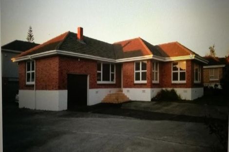 Photo of property in 704 Pakuranga Road, Howick, Auckland, 2010