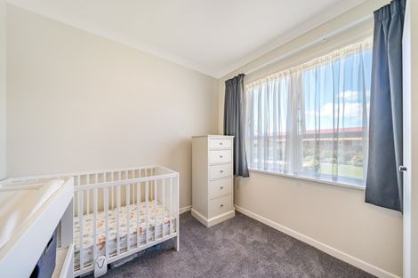 Photo of property in 18 Charles Street, Clouston Park, Upper Hutt, 5018